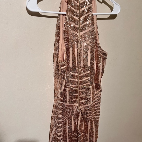 Elegant Rose Gold Sequin Mini Evening Dress - Picture 3 of 3
